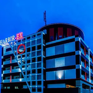 ハーバー イーエックス（大人専用） 福岡市